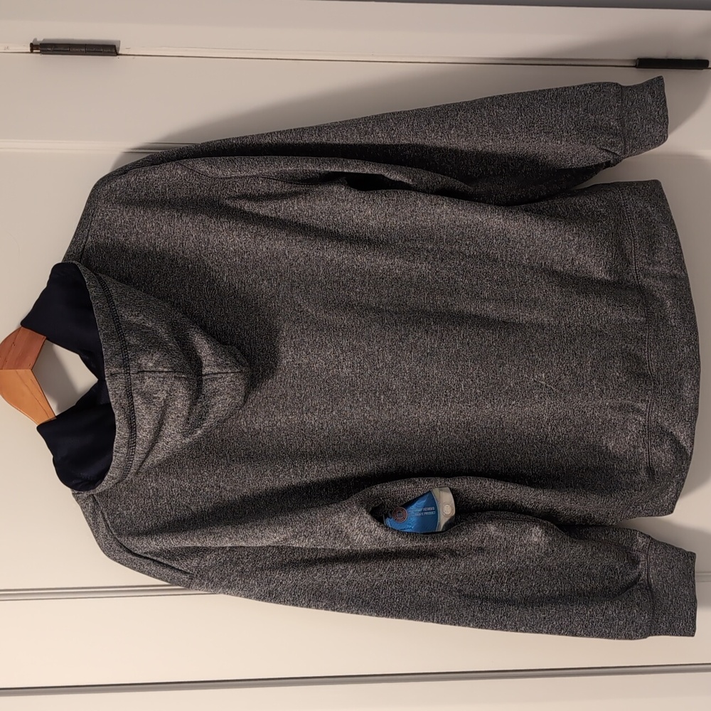 UofM University of Michigan Hooded Sweatshirt - Picture 2 of 5